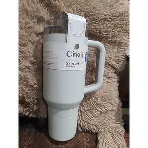 Cirkul 40 OZ Fog Gray All Day Straw Sip Insulated Stain Steel Tumbler New*